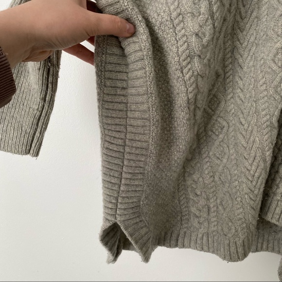 Marc Jacobs | Grey Oversized Knitted Merino Wool Sweater - Picture 6 of 11